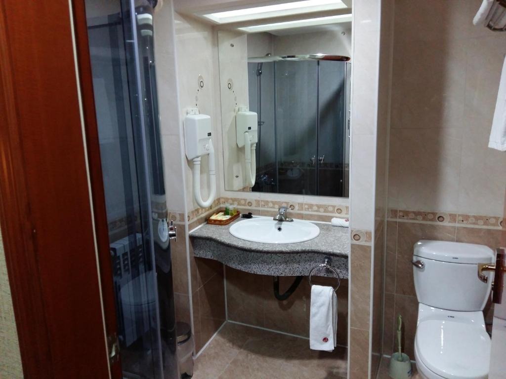 هتل آسیا گرند